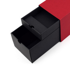 Rød aflang gaveæske til flaske med to skuffer, 320x108x90 mm