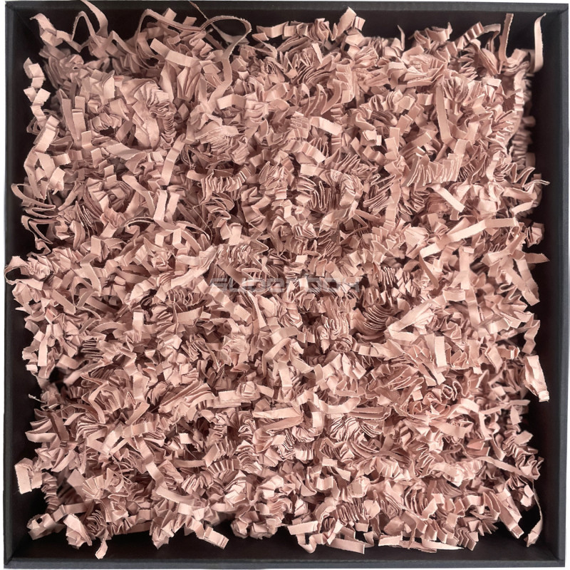 Fast strimlet papir i støvet rosa farve – 4 mm, 1 kg