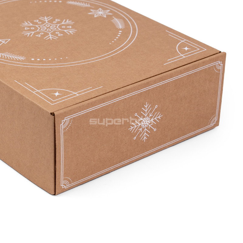 Brown A4 Box with Minimalist Winter Ornaments Brown A4 Box with Minimalist Winter Ornaments