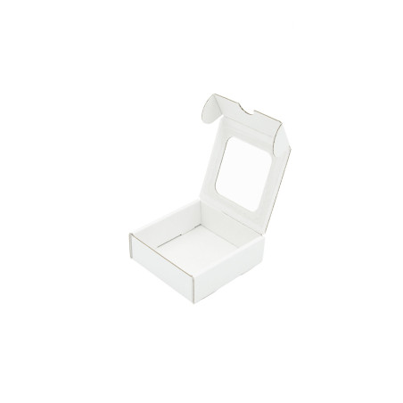 Hvid miniæske af bølgepap med vindue