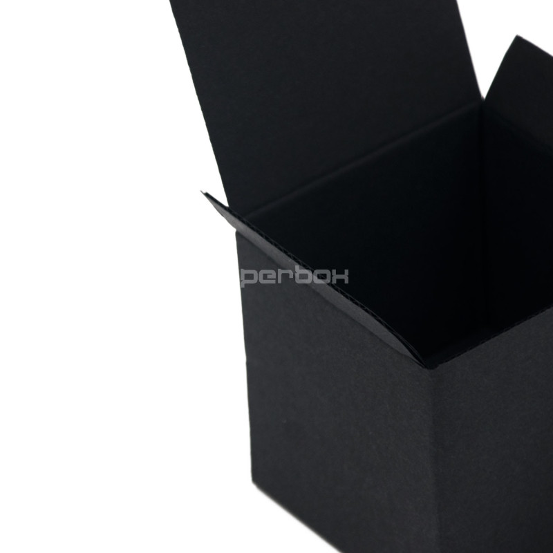 Black Box - Cube for Packing Souvenirs