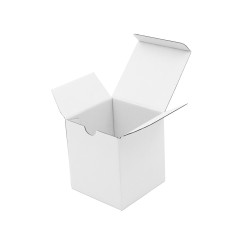 Meget flot hvid kasse til pakning af keramik