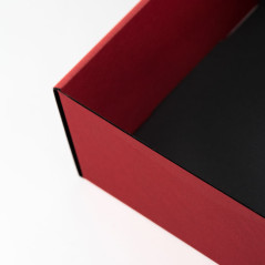 Rød gaveæske med vindue til flaske | 340x195x85 mm | Superbox