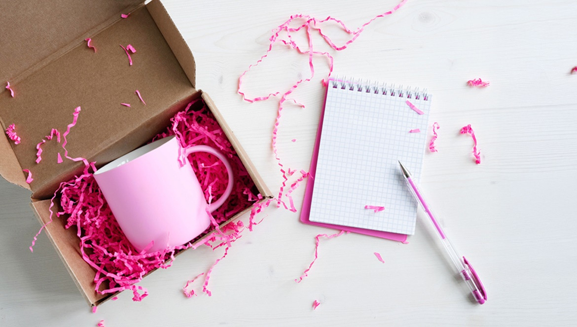 Hvad er de bedste fyldmaterialer til kassen? Idéer og tips